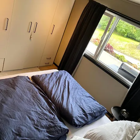 Ons 1 Bed דירה *